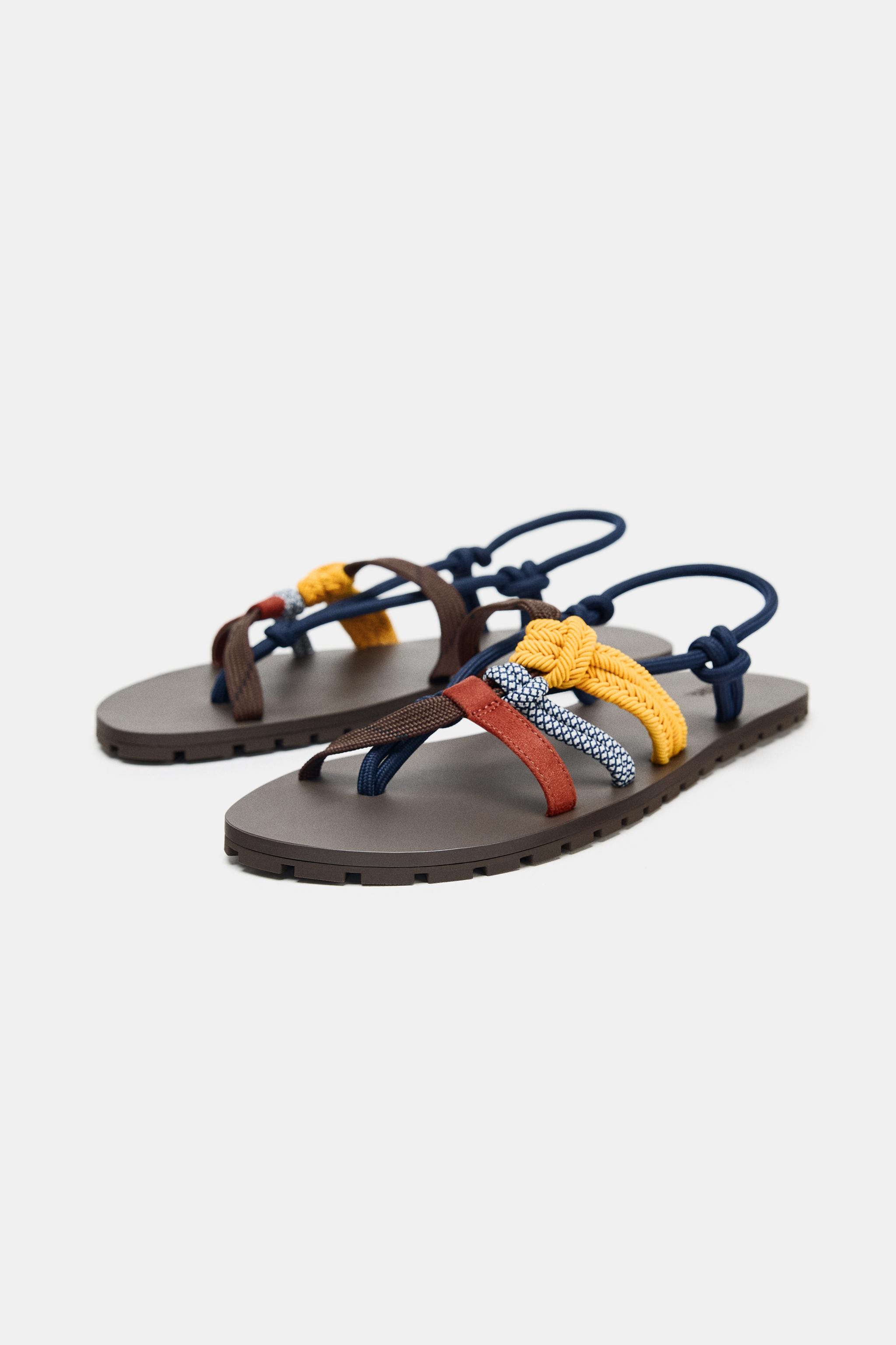 COLOR STRAP SANDALS